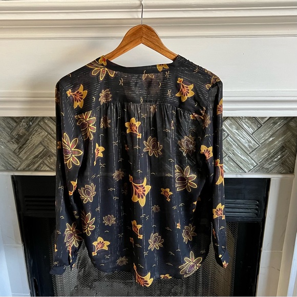 NWOT Ann Taylor LOFT Petites Semi-Sheer METALLIC Floral SplitNeck BLOUSE Top PM - Picture 7 of 14